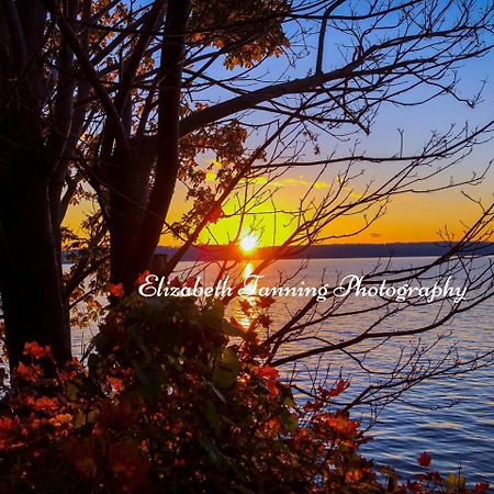 Sea Mist Waterfront B&B Camano ภายนอก รูปภาพ