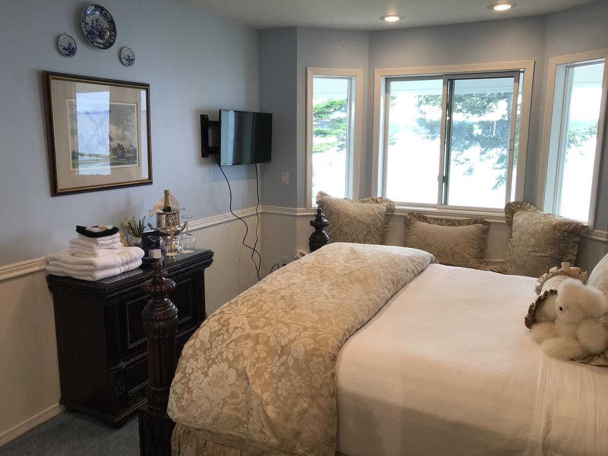 Sea Mist Waterfront B&B Camano ภายนอก รูปภาพ